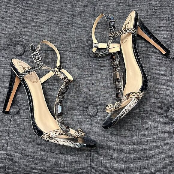 * Vince Camuto Signature Daria heels - Picture 2 of 5